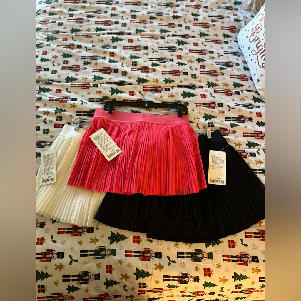 Lululemon Skirts